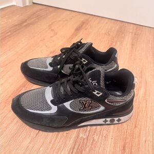 Louis Vuitton Men's Black and Gray Mesh Sneakers